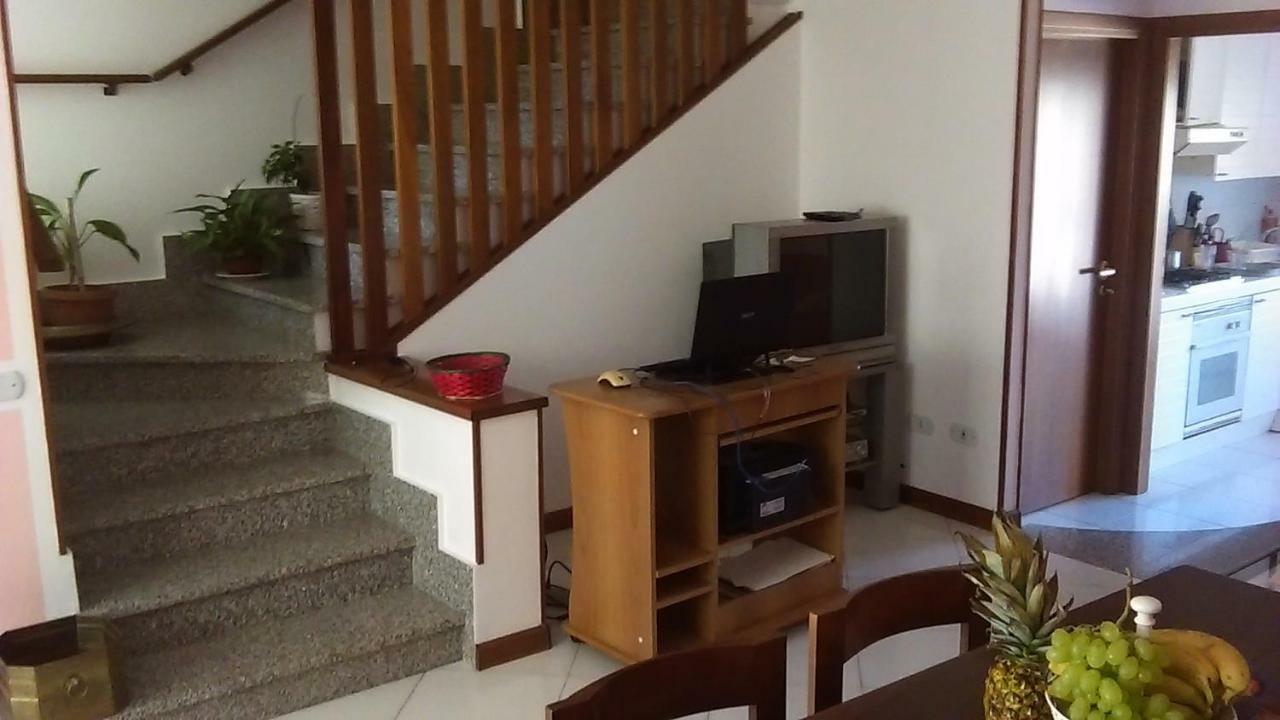 B&B Panorama กาญารี ภายนอก รูปภาพ
